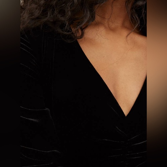 NWT Veronica Beard Pelona Velvet Ruched Top size 4 - Picture 7 of 11